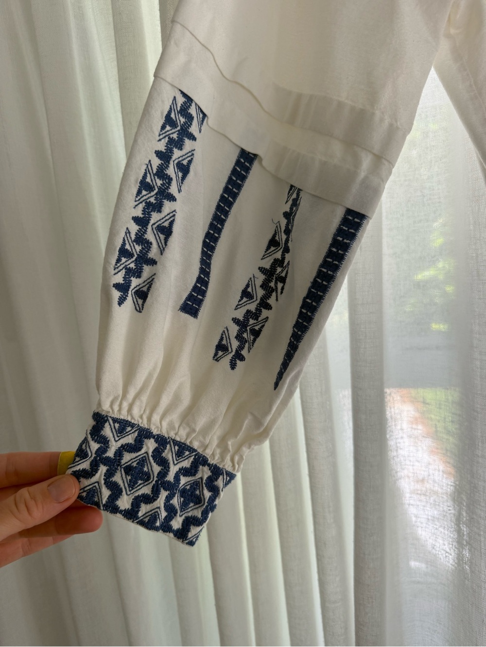 Club Monaco White Dress with Navy Embroidered Trim - Picture 2 of 5